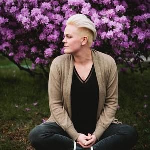 Meet your Posher, Erika